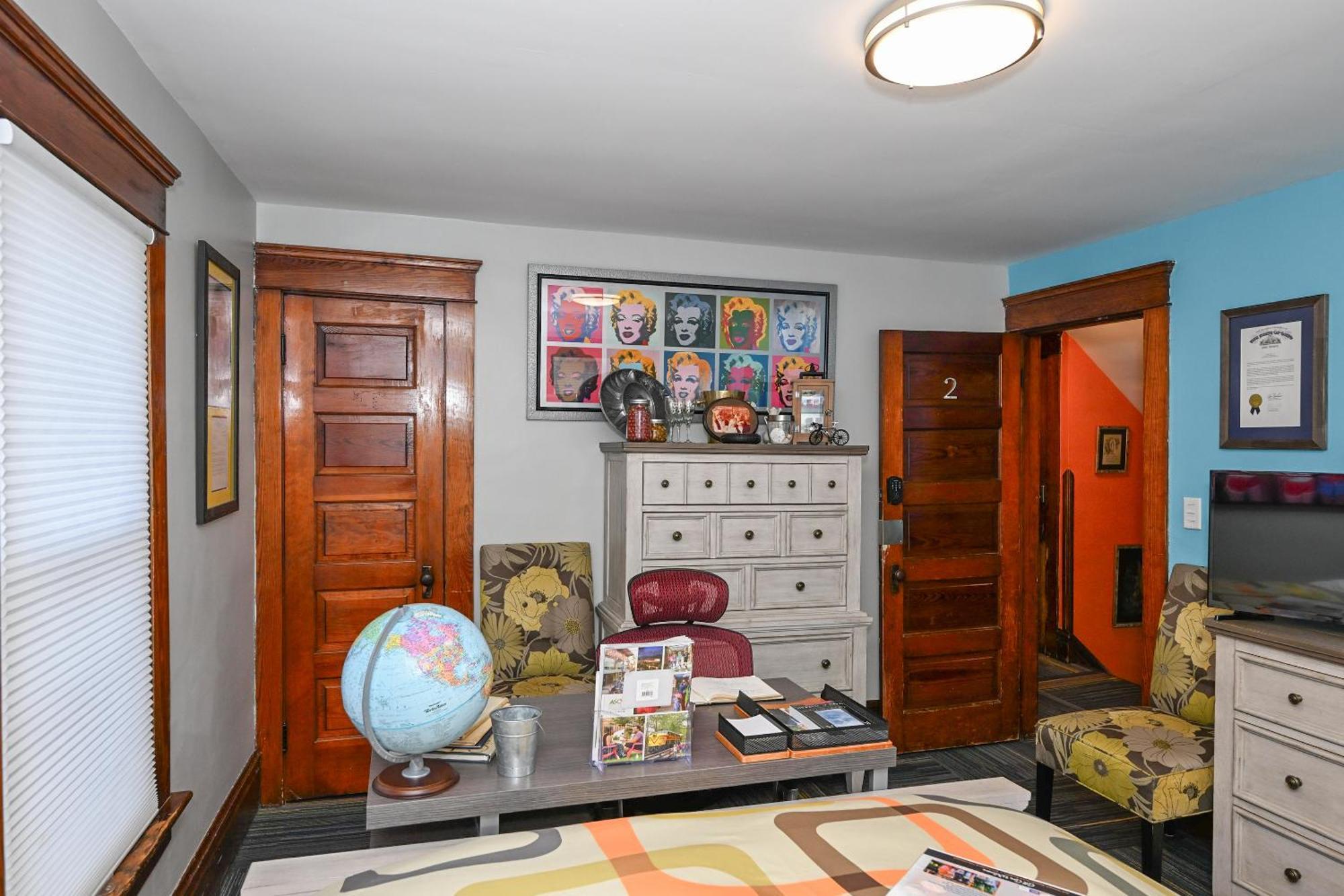 Berrodin Bed & Breakfast 阿克伦 外观 照片